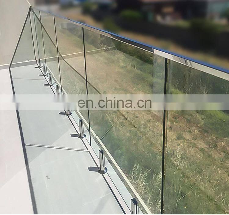Superhouse CA Modern High Quality Outdoor U Channel Glass Balustrade With Low Price For California