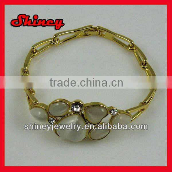 Fashion beautiful diamond paved lead and nickal free yiwu cheap bracelet