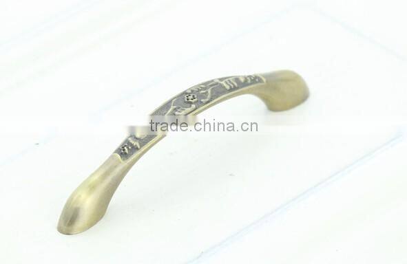 China Supplier Furniture Handle & Knob