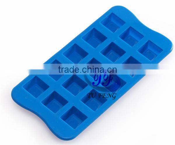 Dongguan high quality ice cube tray made in China