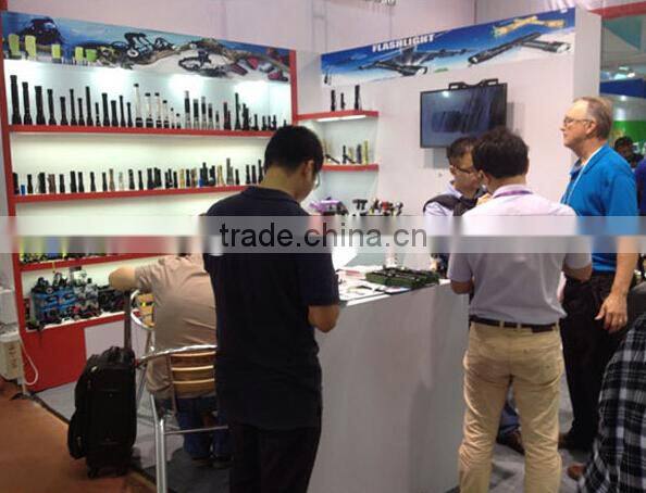 1196 Function 4 In 1-Alarm/Window Breaker 10W XML T6 aluminum material led flashlight