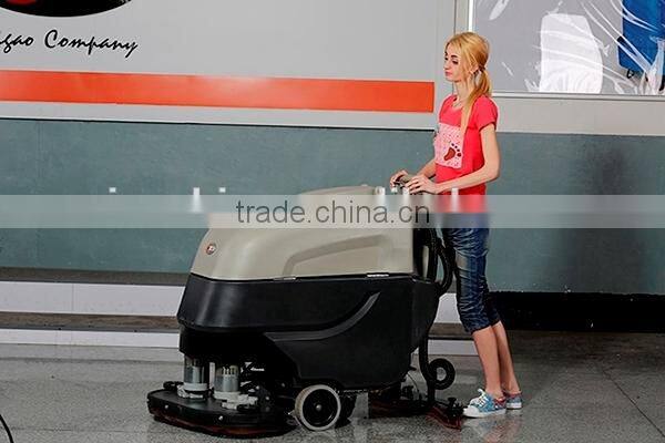 Double brush automatic floor sweeper