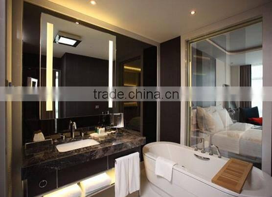 Lighted mirror maker