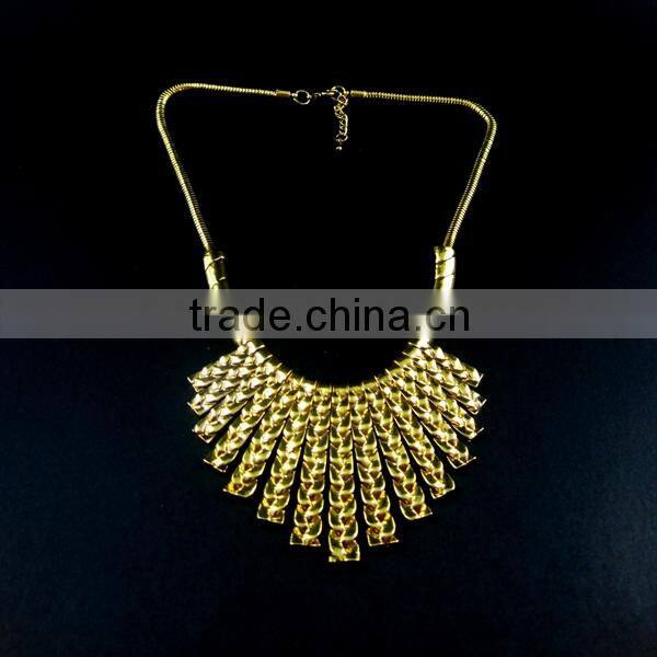 18inch retro antique gold chic engraved vintage metal collar chunky choker statement necklace,fashion jewelry 6350173