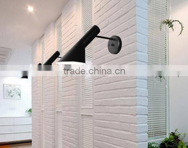 Unique Design European Classical Metal Wall Lamp