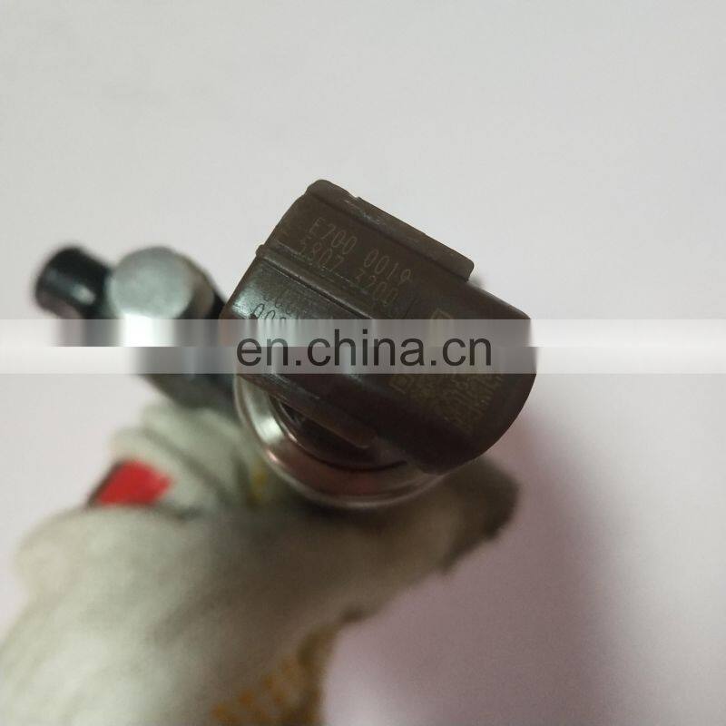 DENSO common-rail fuel injector 095000-0760 for 1153004151