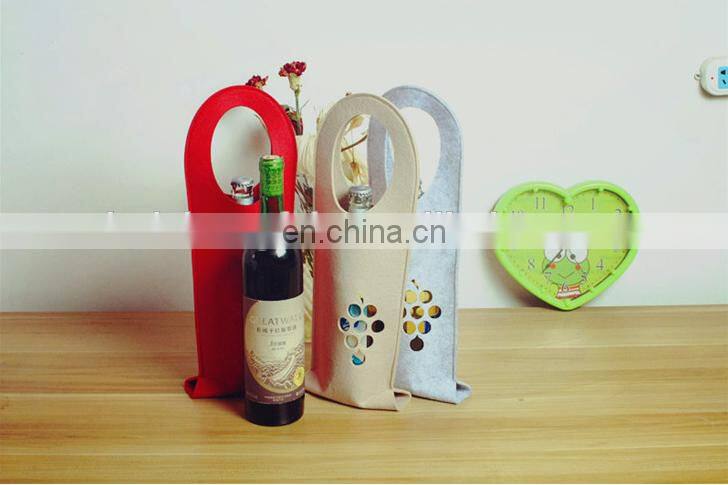 2018 Hot Sell elegant christmas felt single wine bottle bag with handle and customized logo