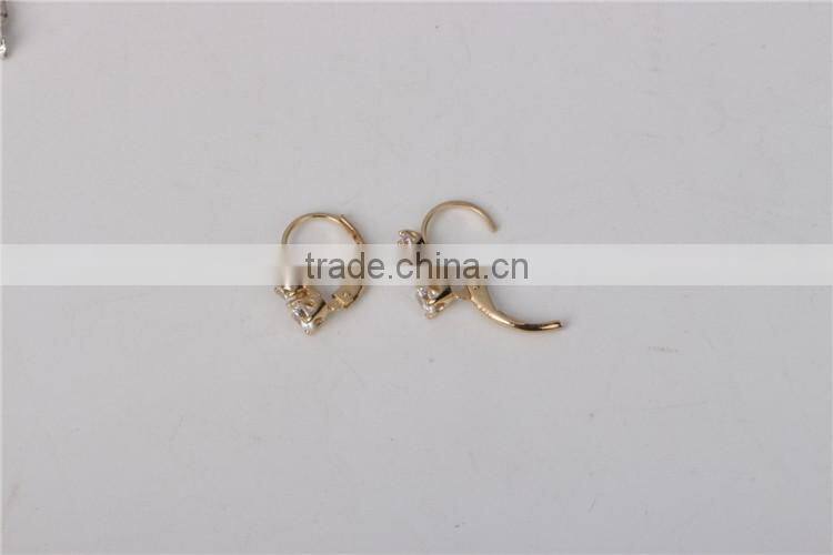 Simple jewellery design lever back 14k gold and cz earrings