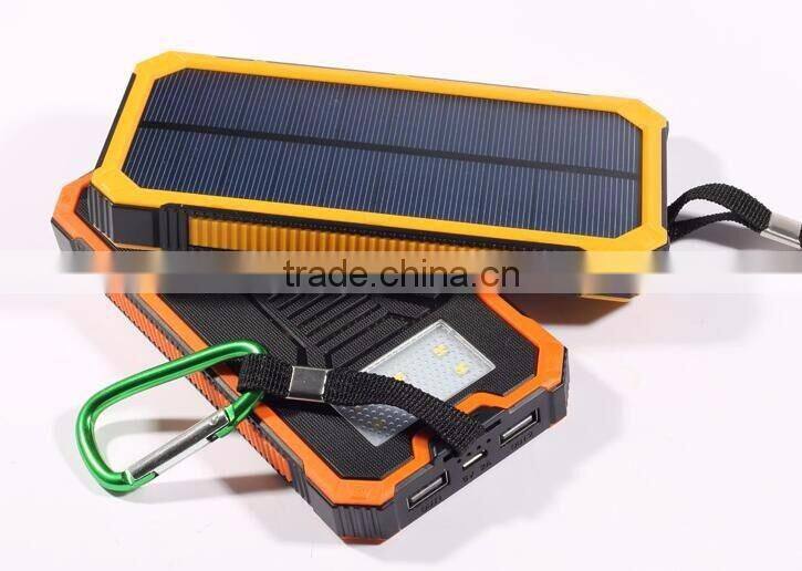 Free Sample Wholesale 20000mAh Outdoor Waterproof Solar Charger Solar Power Bank With Camping LED Light mobile solar charger