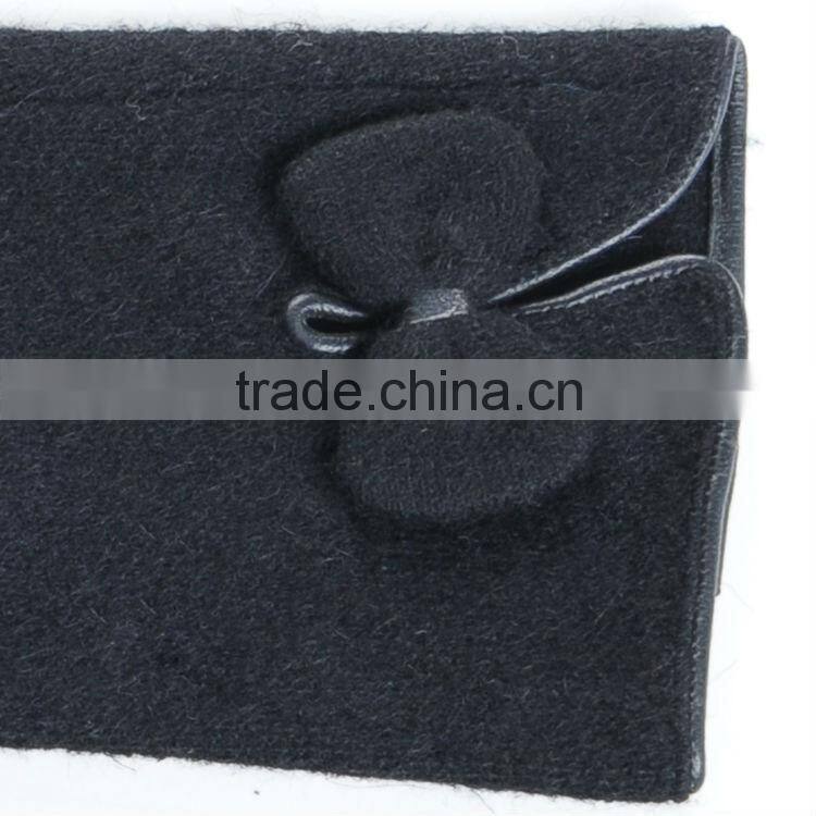 magic knitted woolen glove with matching bow tie on vent