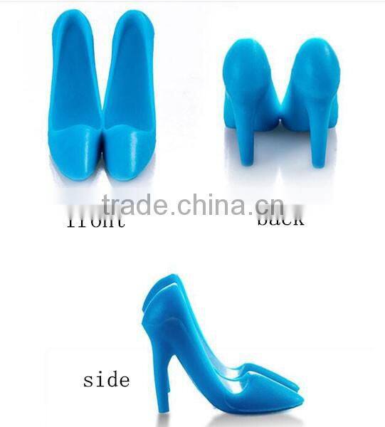 Charming silicone high-heel shoe mobile phone holder
