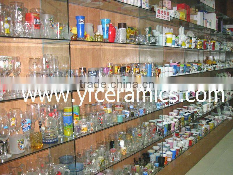 YF11003 ceramic mug with silicon lid