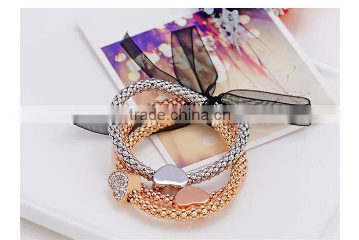 Factory wholesale environmental zinc alloy full created diamond heart pendant charm bracelet