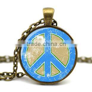 Popular Ying-Yang dragon and tiger fighting DIY glass dome necklace photo glass jewelry handmade jewelry Comic DIY Jewelry