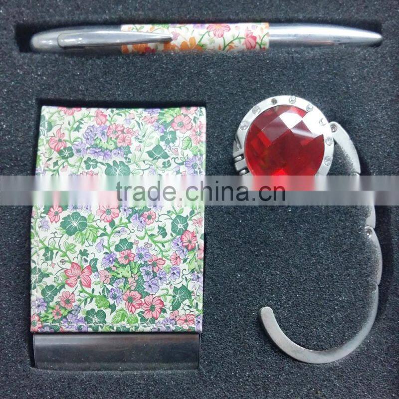 Boxed packaging business pen gift set with card holder and bag hanger