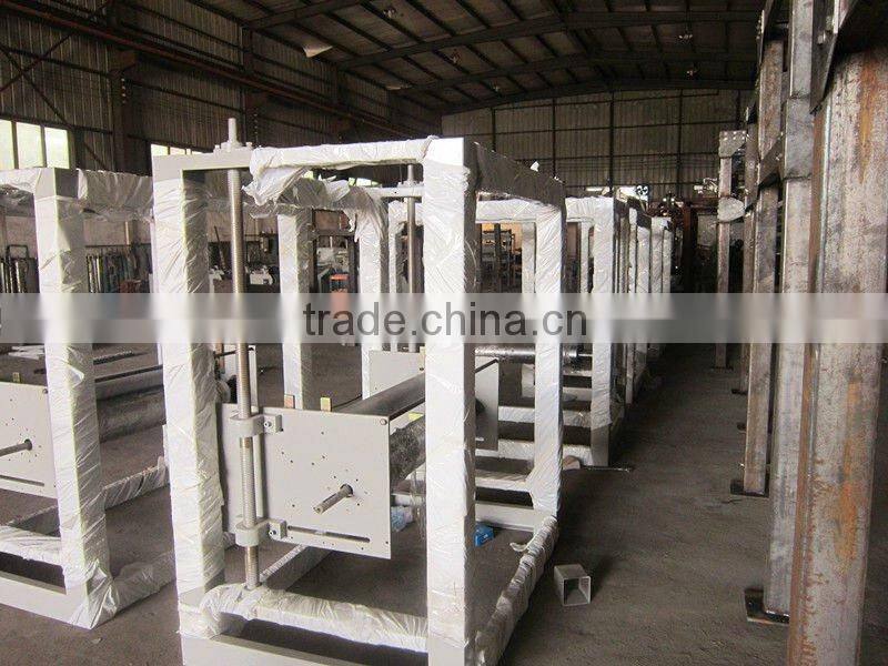 Machine a extruder et a souffler le film