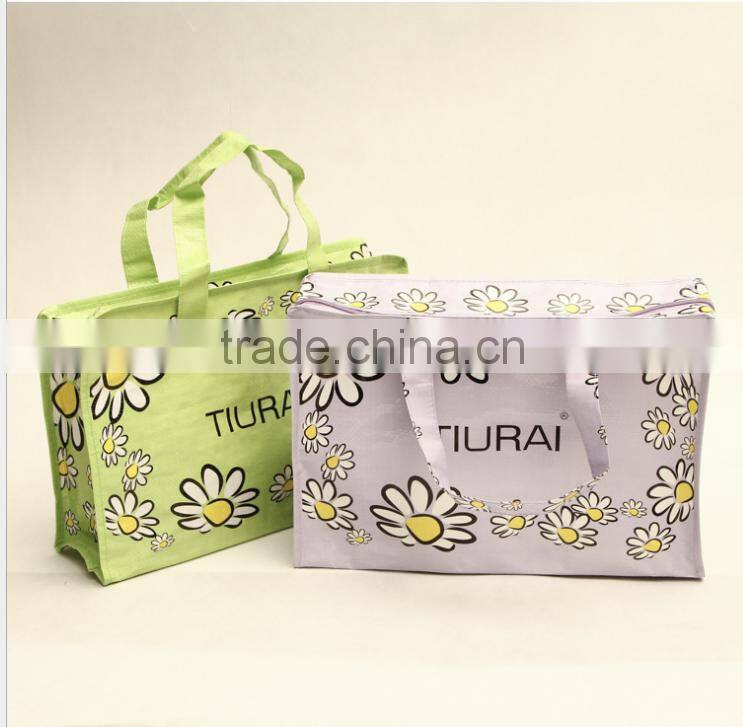 The fashion of pp non woven shopping Can carry heavy objects or luggage