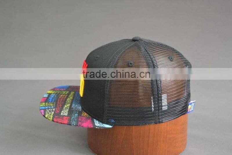 BSCI Aduit Custom 6-panel snapback cap with embroidery