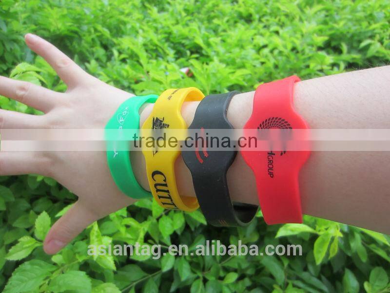 13.56MHz RFID bracelet/silicone wristband for swimming pool