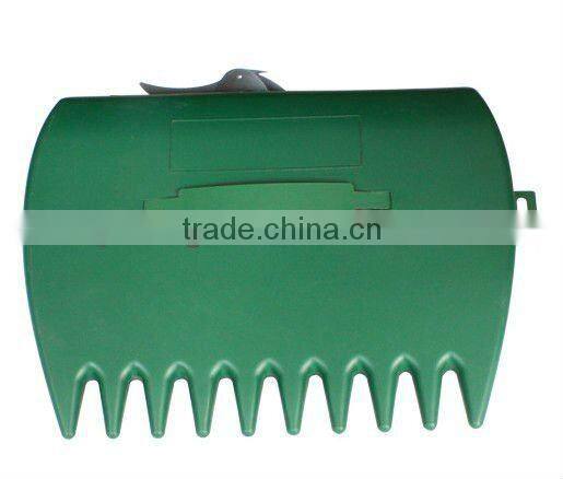 plastic leaf and grass collector