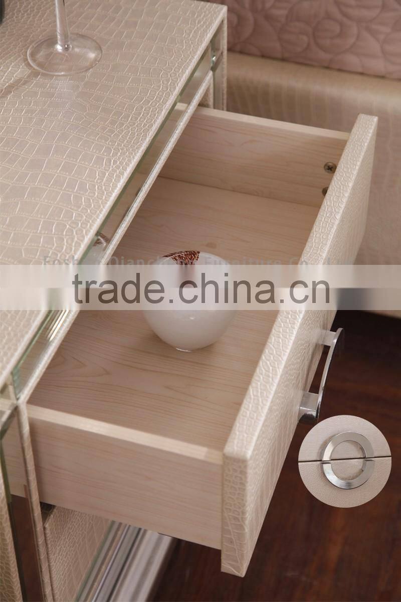 New laptop bedside table for bedroom