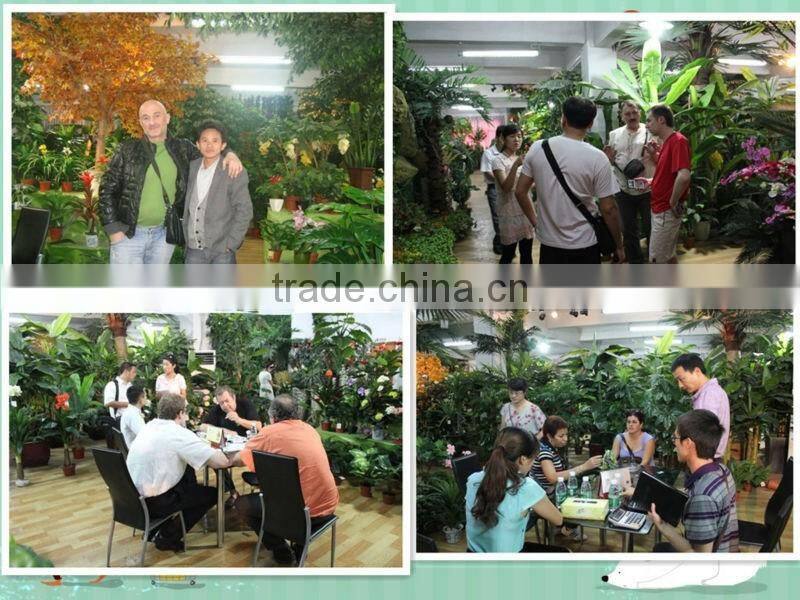 Happy Christmas 130cm height fake Christmas tree with pot