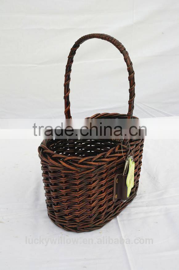 Christmas wine gift baskets in dark brown