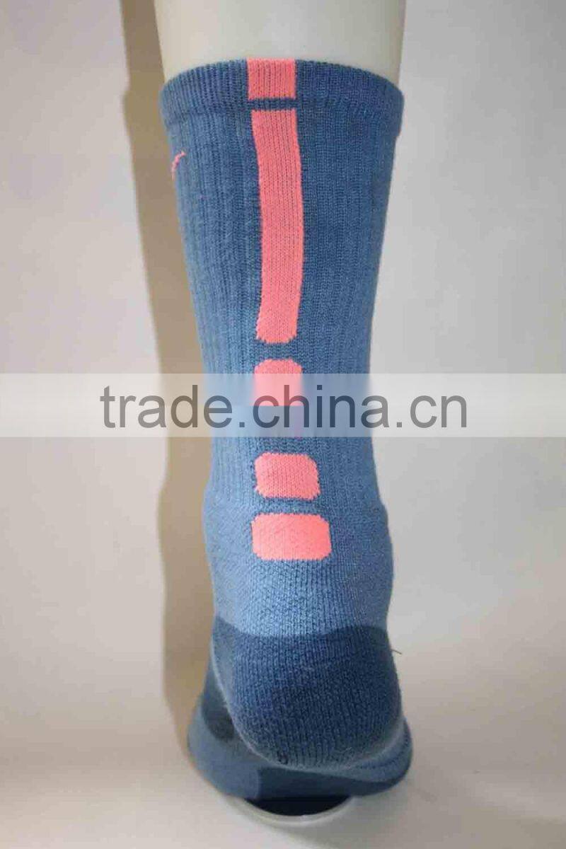 wholesale high quality custom dri fit elite basketball socks