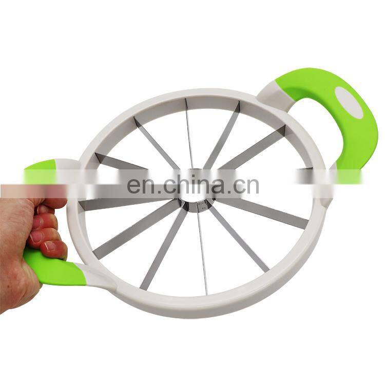 Hot selling kitchen plastic watermelon cutter manual slicer stainless steel melon slicer with Comfort Silicone Handle