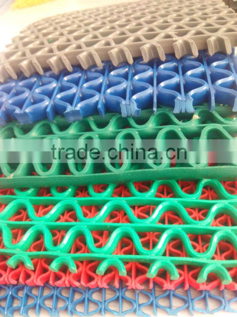 pvc S mat with hole for waterproof china bath mats
