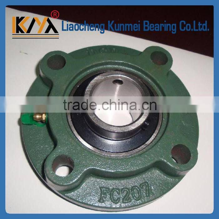 Spherical insert ball bearing UCFC212 for machinery