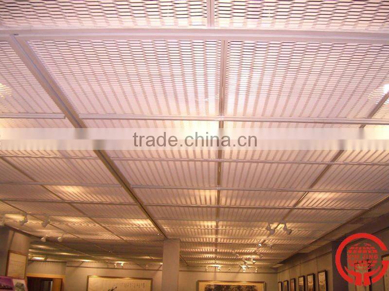 Beautify the indoor mesh perforated metal ceiling board