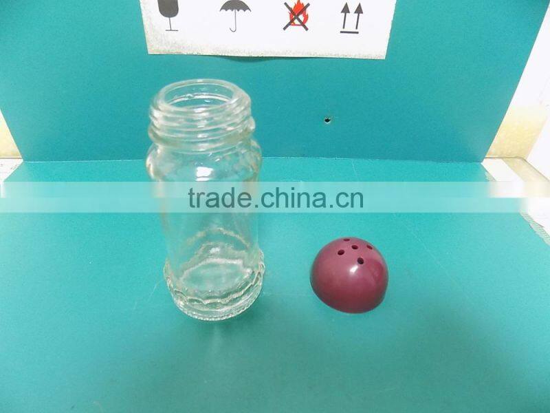 Glass flavour jar with plastic caps