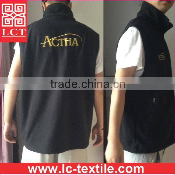 wholesale top quality gold stitching embroidery with your logo anti-pilling full zipper polar fleece vest for men(LCTU0048)