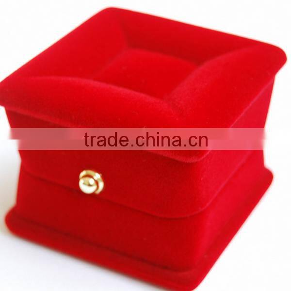China supplier velvet jewelry box custom logo luxury ring box velvet