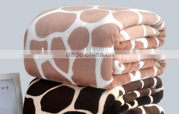 most popular colorful giraffe print flannel blanket