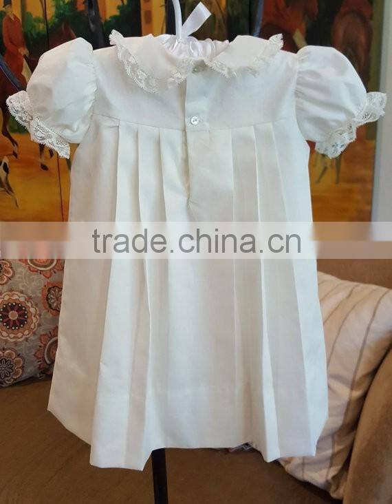 2017 Spring OEM Embroidered Baby Girl Clothes Set