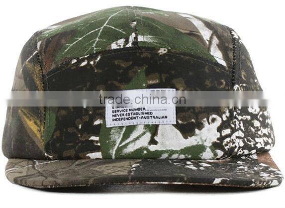 Custom fashion camo 5 panel cap with woven label/ camo cap