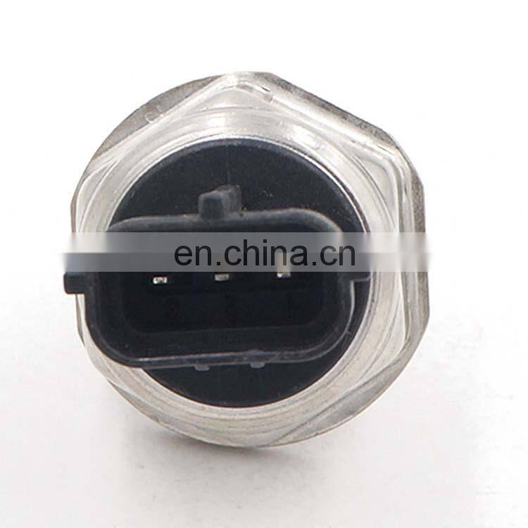 55PP05-01 Fuel Rail Pressure Sensor For Nissan For Mitsubishi L200