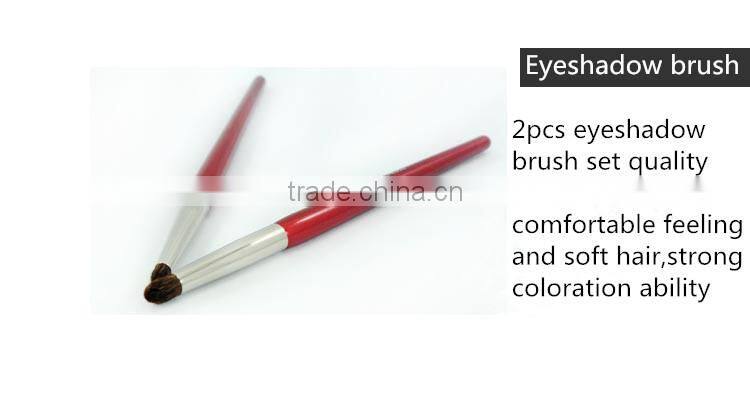 Long handle eyeshadow brush for professional makeup