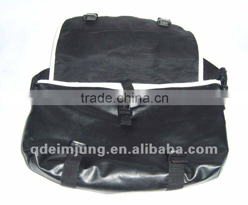 lastest style pu flag pattern messenger bag