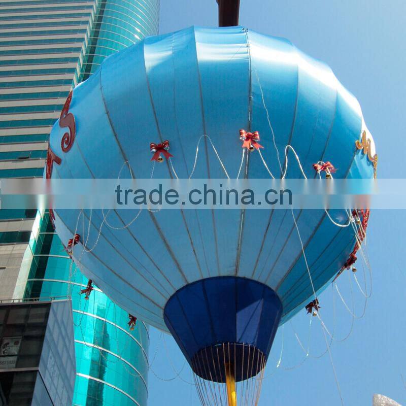 Hot Air Balloon for Christmas Decoration with Christmas Decorations
