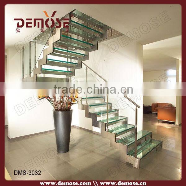 luxurious villa stainless glass handrail led light staircase with wood stair tread
