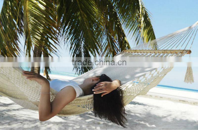 good quality beach hammock with multiple colors