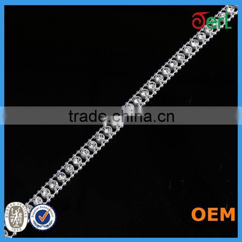 Wholesale Plastic Pearl roll rhinestone cup chain