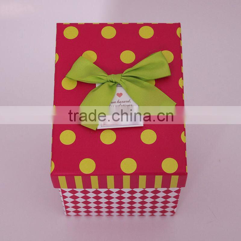Wholesales Small mini gift boxes cardboard packaging with bow