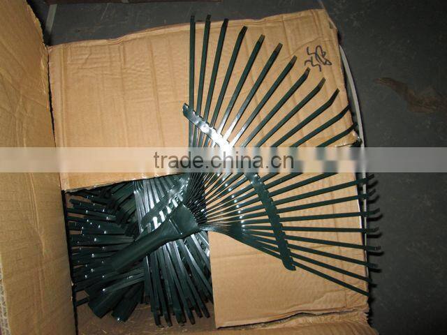 22 tine steel iron concrete garden rakes