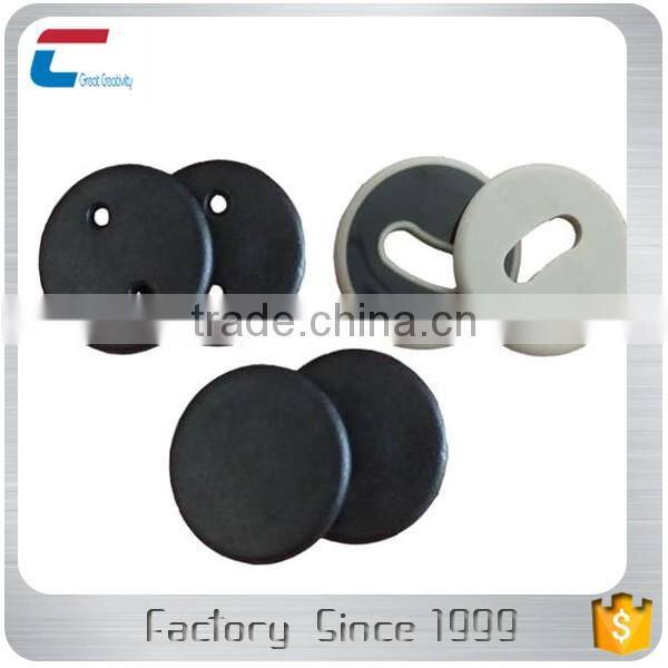China Manufacturer supplying 13.56mhz 860-960mhz rfid laundry tag in low cost