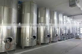 Grape wine fermentation tank