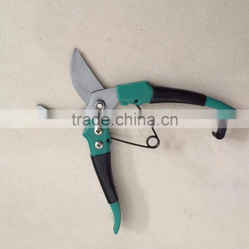 Lightweight pruner for gardening with plastic coated handle for a comfortable grip
